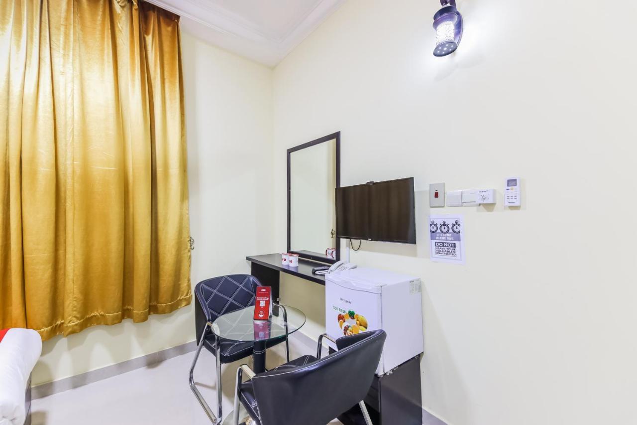 Ras Al Hadd Waves Hotel Bagian luar foto